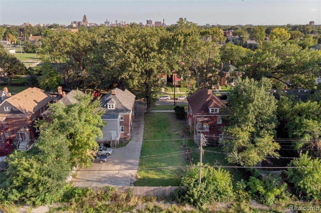 1208 Lawrence Street - Photo 1