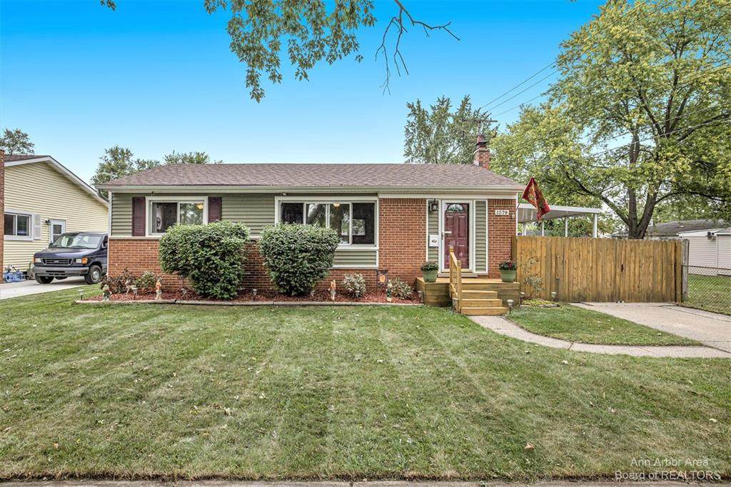 1379 Parkwood Avenue - Photo 1