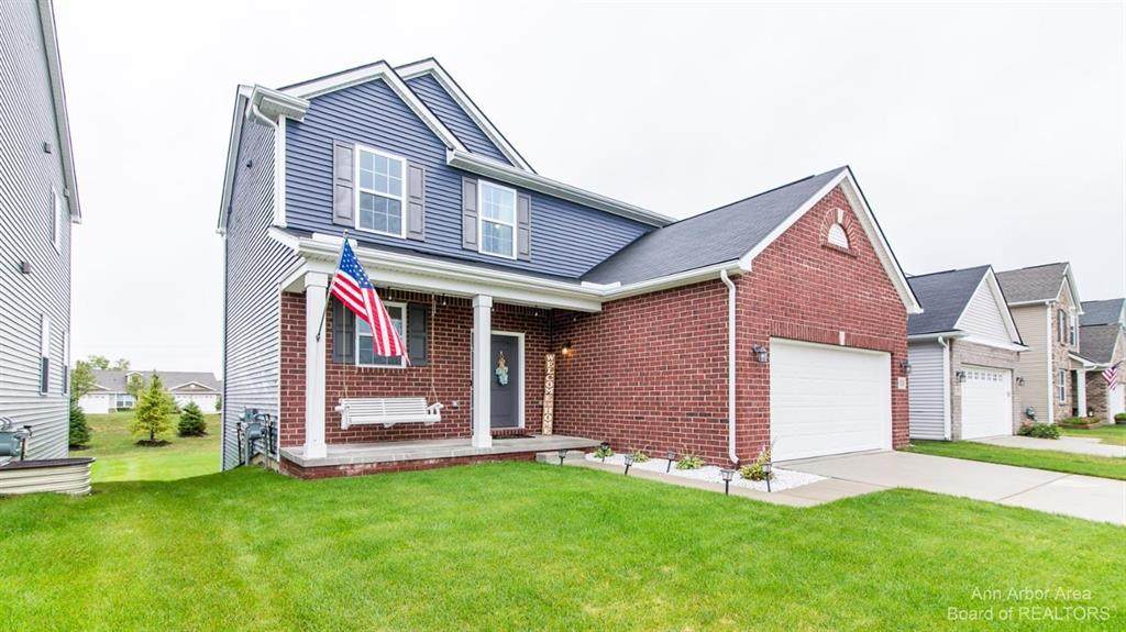 9241 White Tail Drive - Photo 1