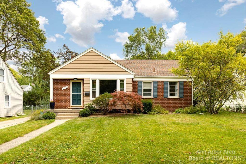 1705 Cherokee Road - Photo 1
