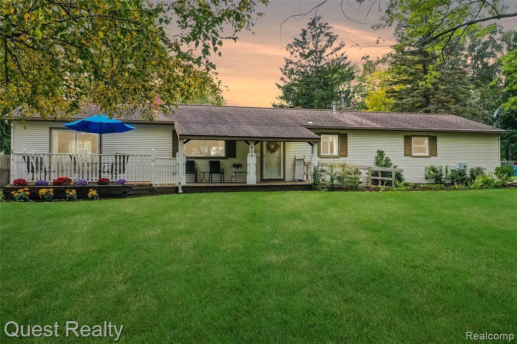 605 Holly Bush Drive - Photo 1