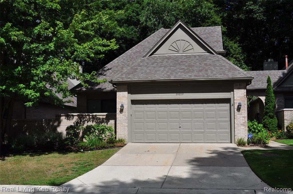 24659 Edgewood Court - Photo 1