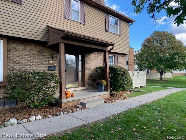 21216 Glen Haven Circle - Photo 1