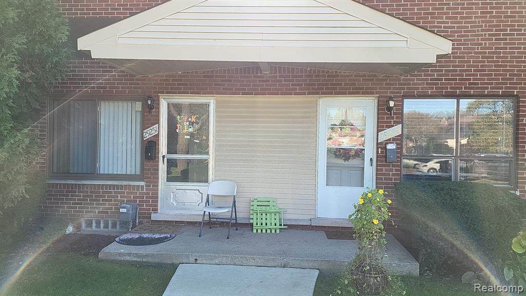 29251 Tessmer Ct - Photo 1