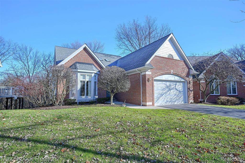6390 Country Shire Lane - Photo 1