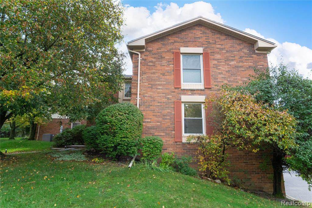 6236 Pepper Hill Street - Photo 1