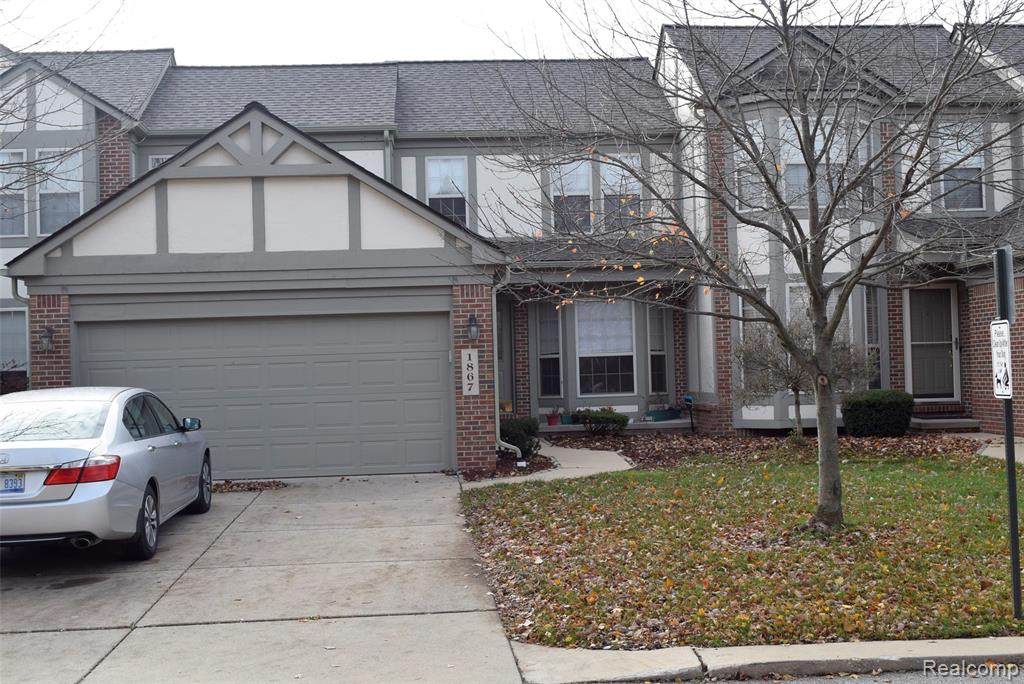 1867 Otter Pond Lane - Photo 1