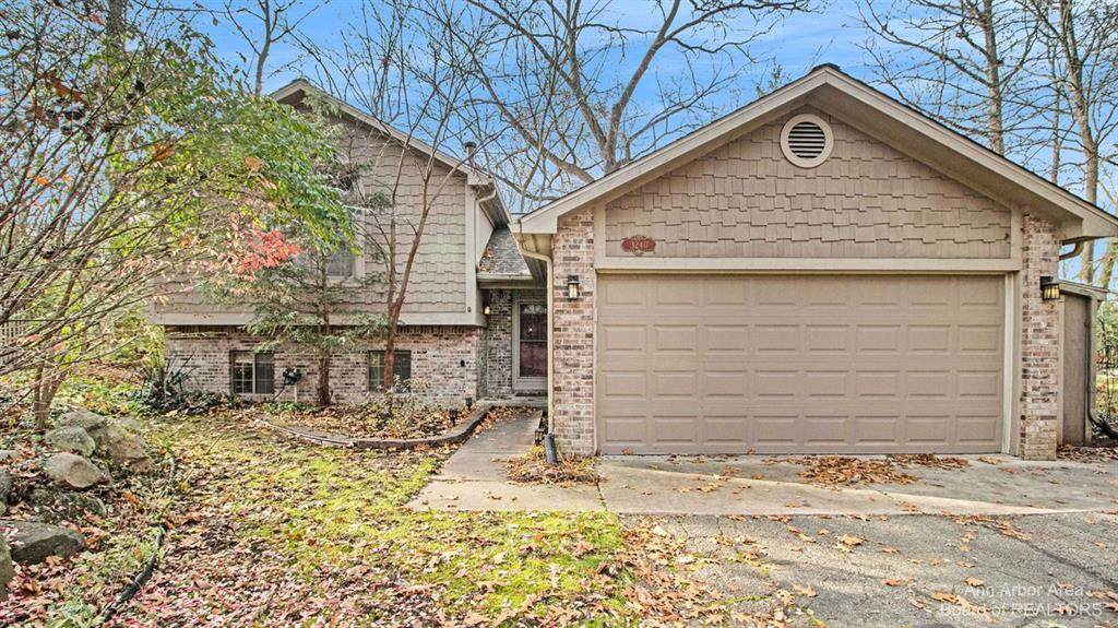 3240 Olde Hickory Place - Photo 1