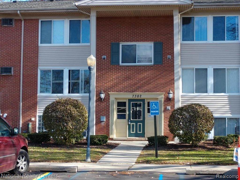 7382 Central Street - Photo 1
