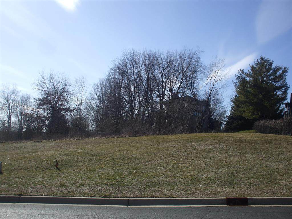 2891 Hunters Run - Photo 1
