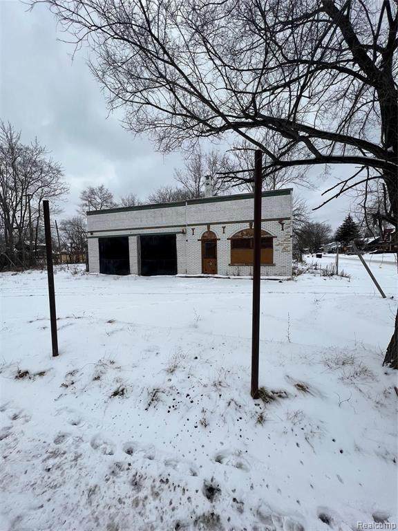 10406 Plymouth - Photo 1