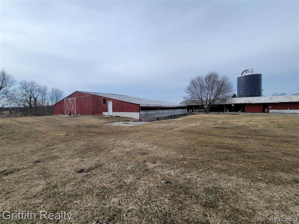 2948 Cedar Lake Road - Photo 1