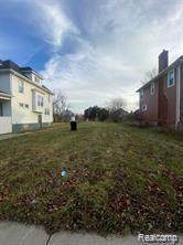 1655 Lemay - Photo 1