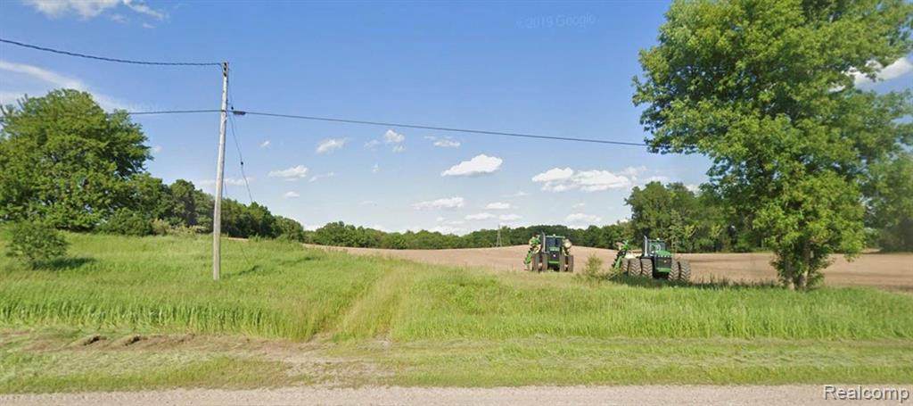 4711 Lapeer Road - Photo 1