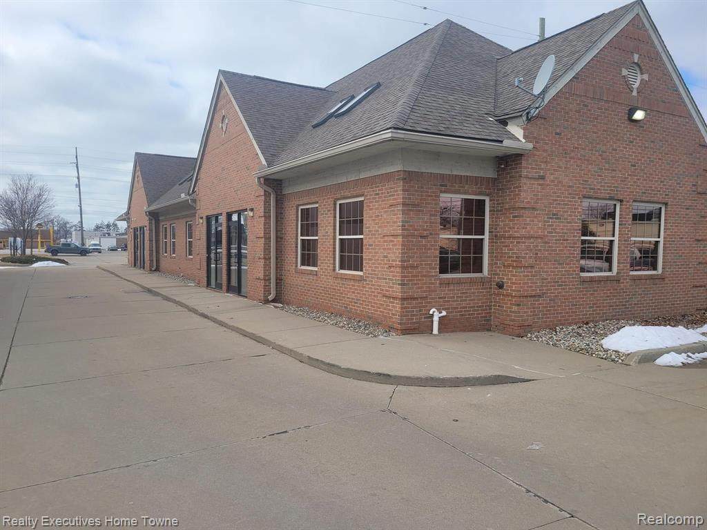 50708 Van Dyke Avenue - Photo 1