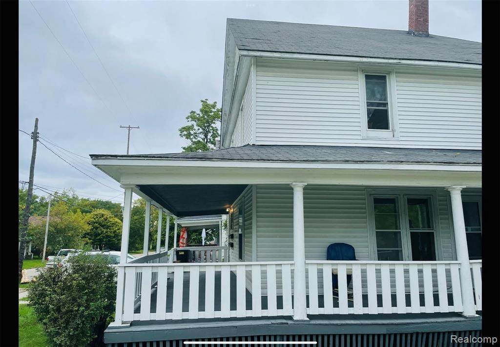 721 Hazelton Street - Photo 1