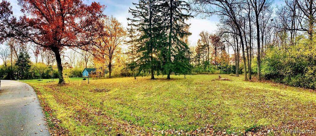 31271 Sunset Drive - Photo 1