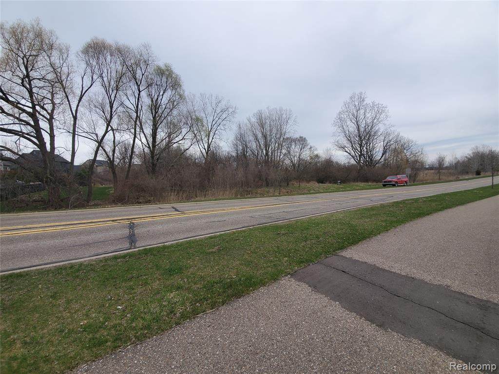 000 Lake Drive - Photo 1