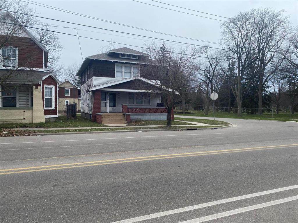 1401 Eastern Avenue - Photo 1