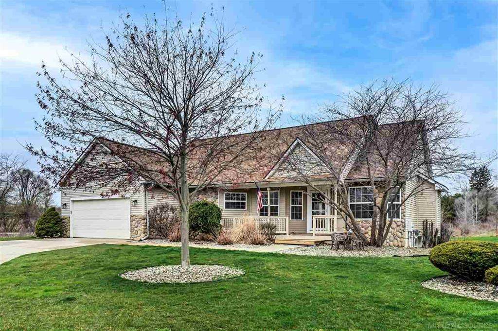 7472 Rowe Ct - Photo 1