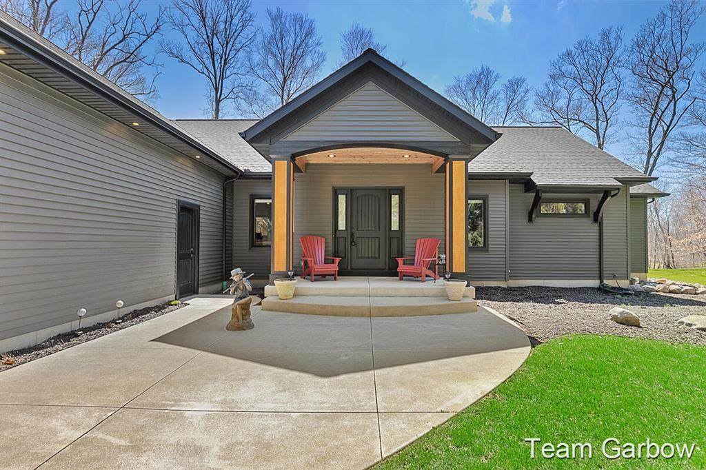 8695 Parmalee Road - Photo 1