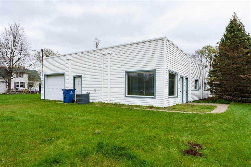 725 Emmett Street - Photo 1