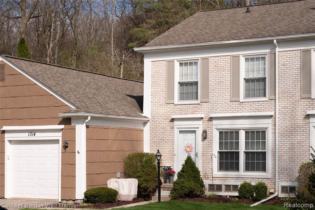 1314 Brook Lane - Photo 1