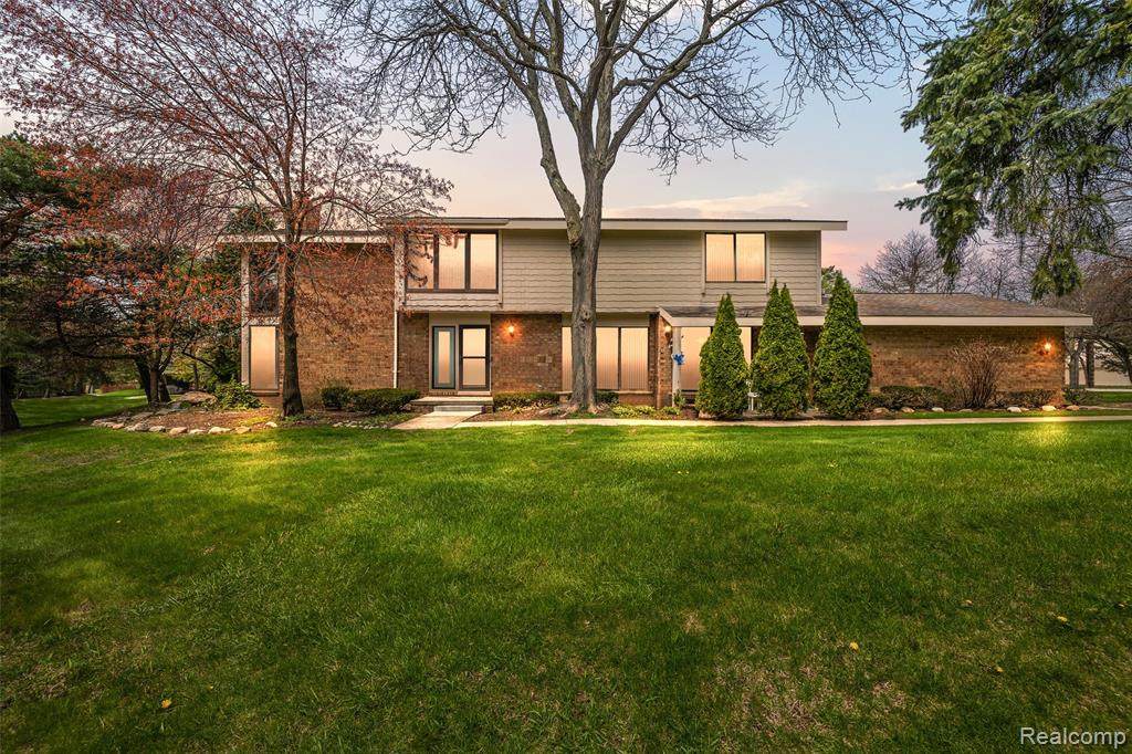 7128 Bridge Way - Photo 1