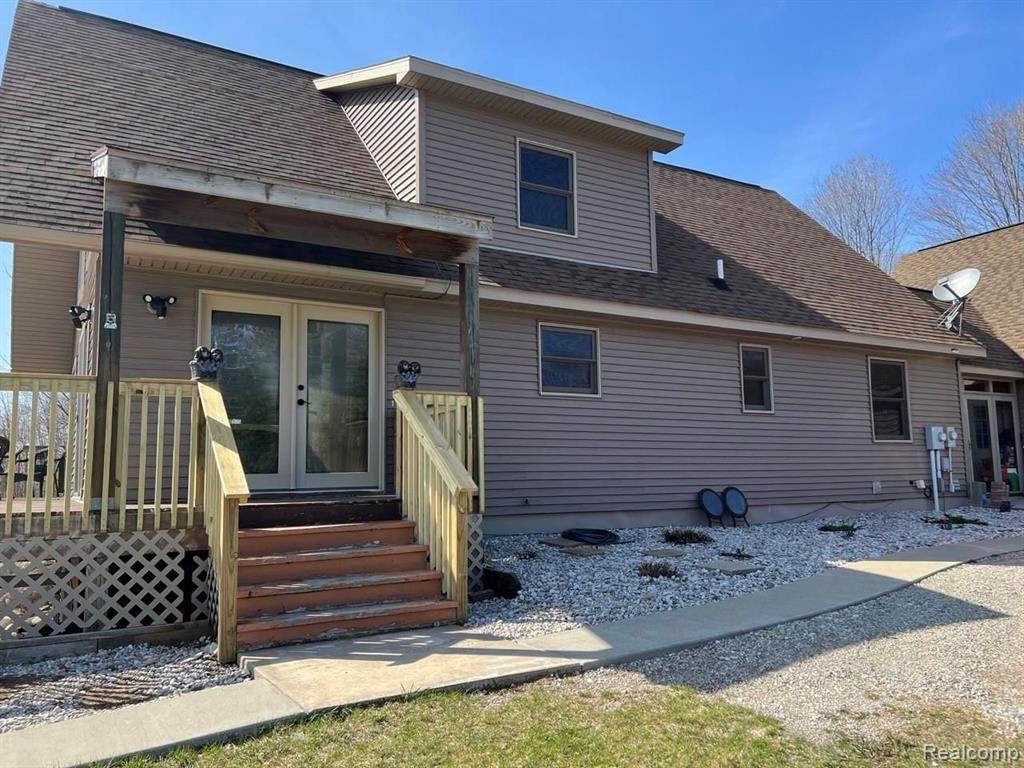 7634 Getaway Lane - Photo 1