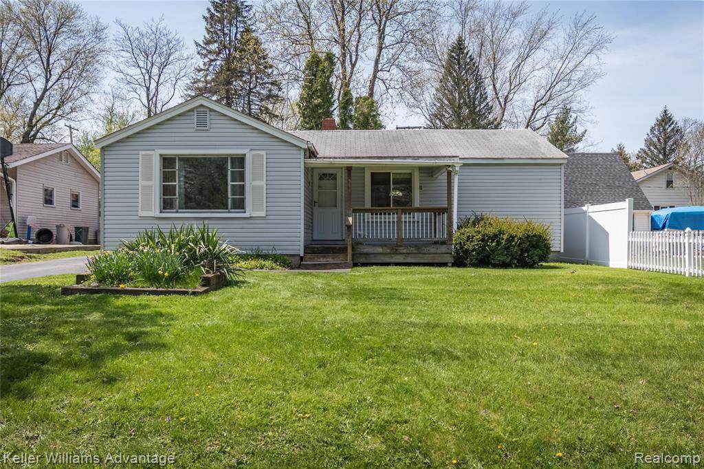 544 Bagley Street - Photo 1