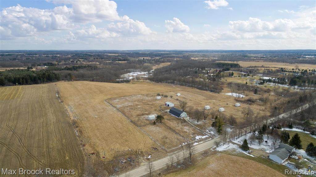 2077 Bullock Road - Photo 1