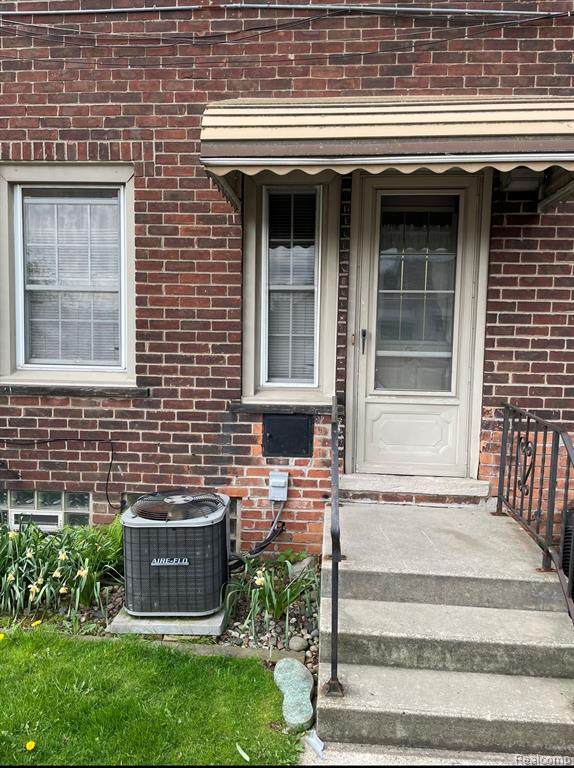 4636 Firestone St Apt 25 - Photo 1