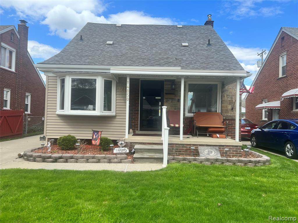 14850 Anne Avenue - Photo 1
