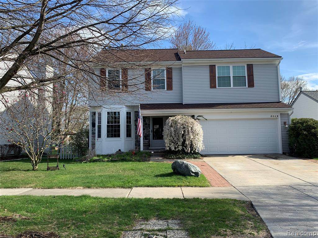 5849 Northridge Circle - Photo 1