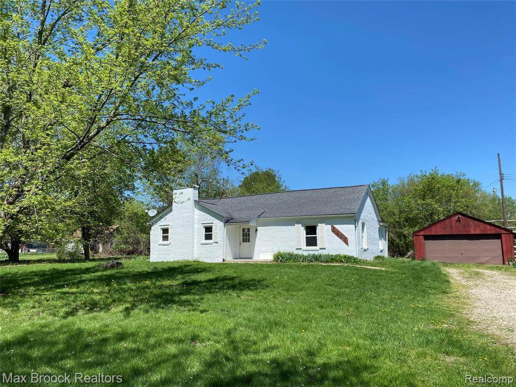 3425 Imlay City Road - Photo 1