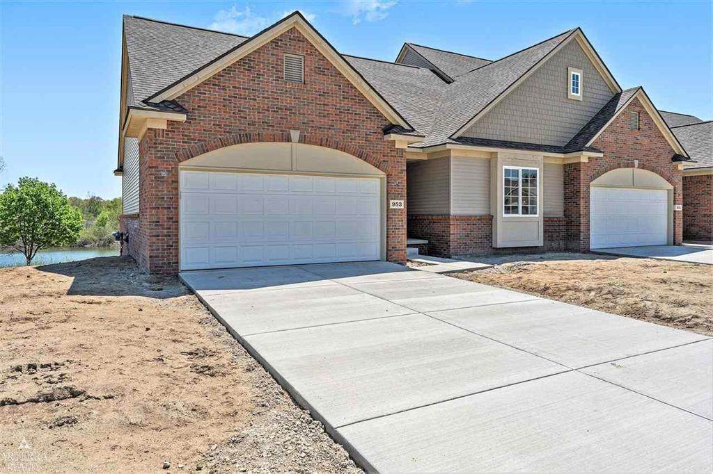 953 Sloane Court - Photo 1