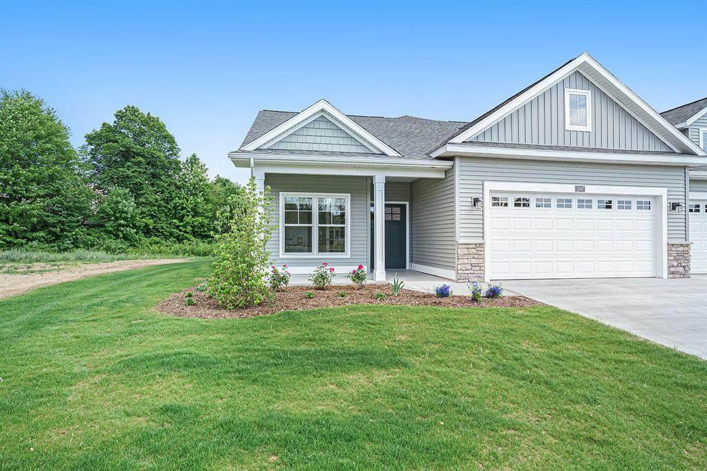 1062 Maplewood Court - Photo 1