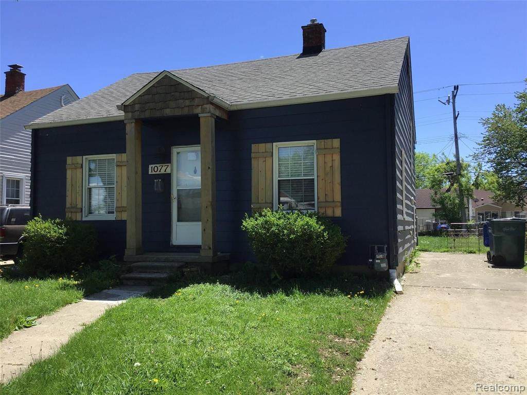 1077 Ford Blvd - Photo 1