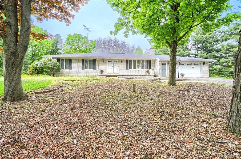 6879 Seabury Road - Photo 1