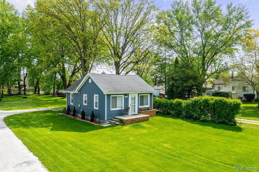 33811 Schneider Road - Photo 1