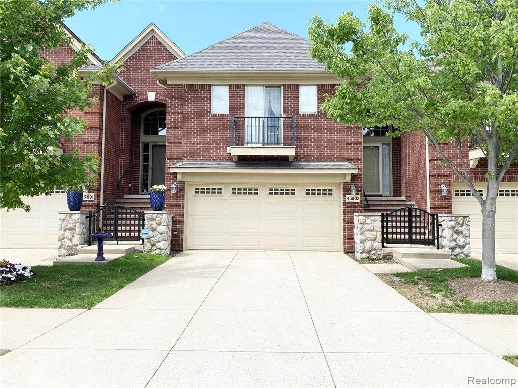45903 Dutton Drive - Photo 1