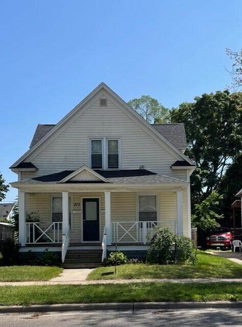 272 17th Street - Photo 1