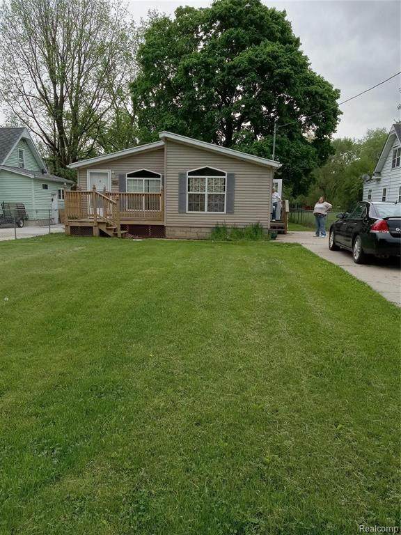1739 Hillcrest Street - Photo 1