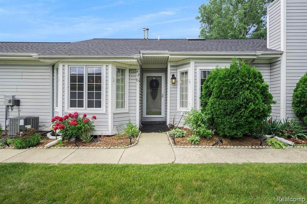 6369 Squire Lake Drive - Photo 1