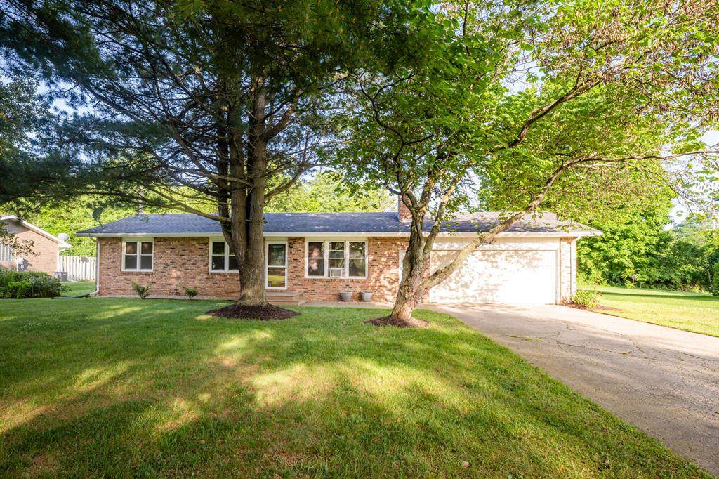 10214 Castner Drive - Photo 1