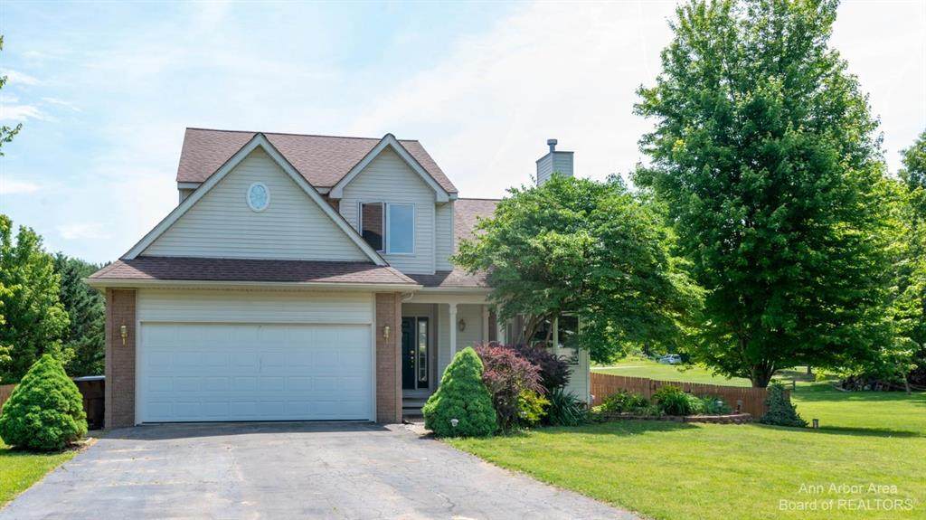 8995 York Ridge Drive - Photo 1