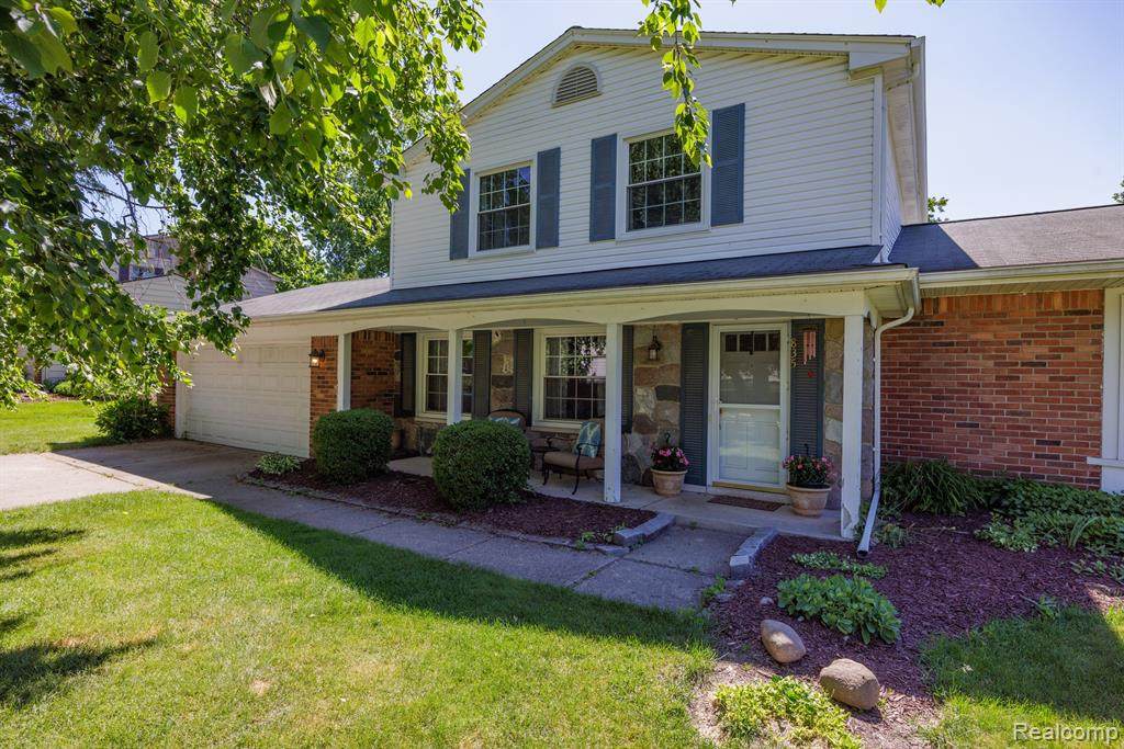 835 Croydon Road - Photo 1