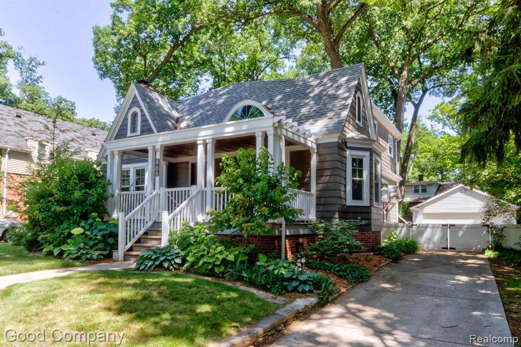 466 Woodland Street - Photo 1