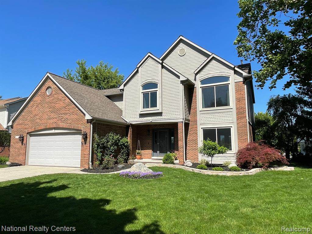 9060 Trillium Lane - Photo 1