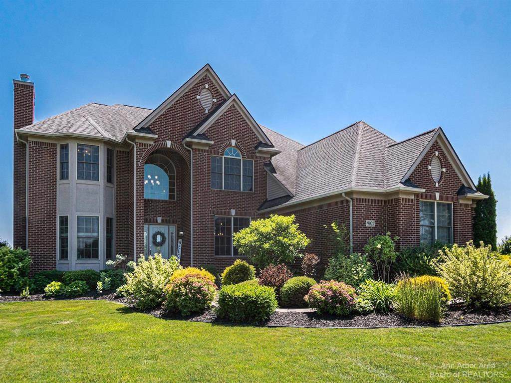 9027 Rogers Drive - Photo 1